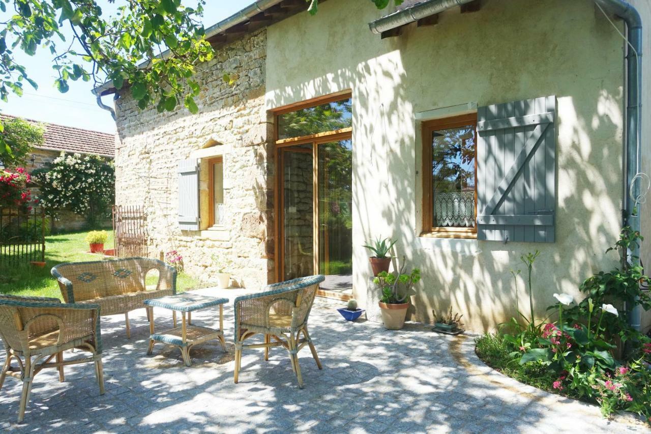 Gite Des Quatre Chemins La Vineuse Zewnętrze zdjęcie